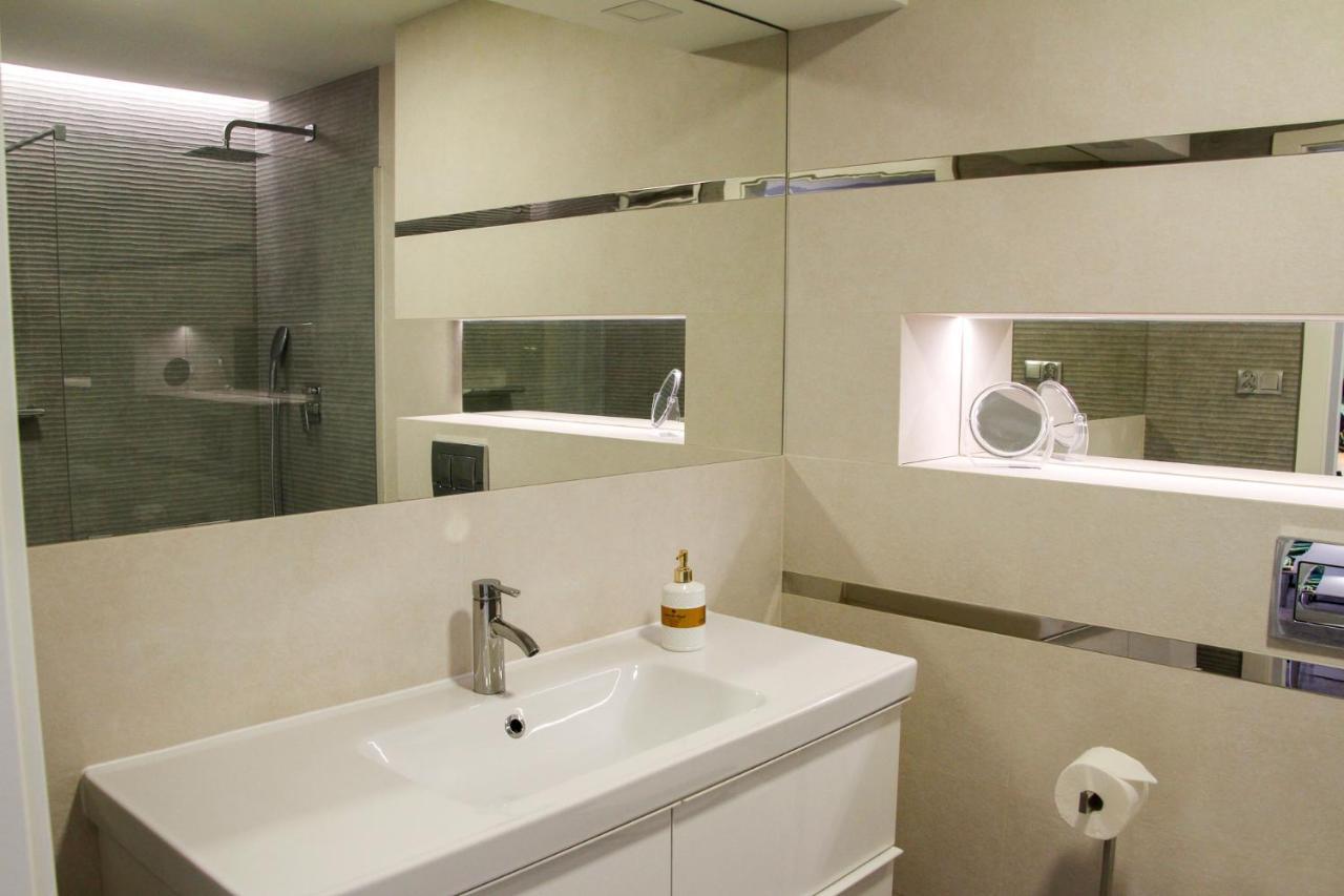 Apartamento Roadway Silniczna Z Garazem Podziemnym Kielce Exterior foto
